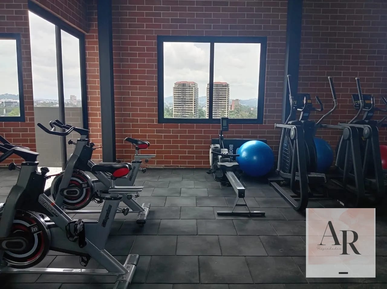 Apartamento en renta para estrenar en zona 10 — Apartamento en Alquiler en Zona 10, Guatemala, Ciudad — foto 9 de 9