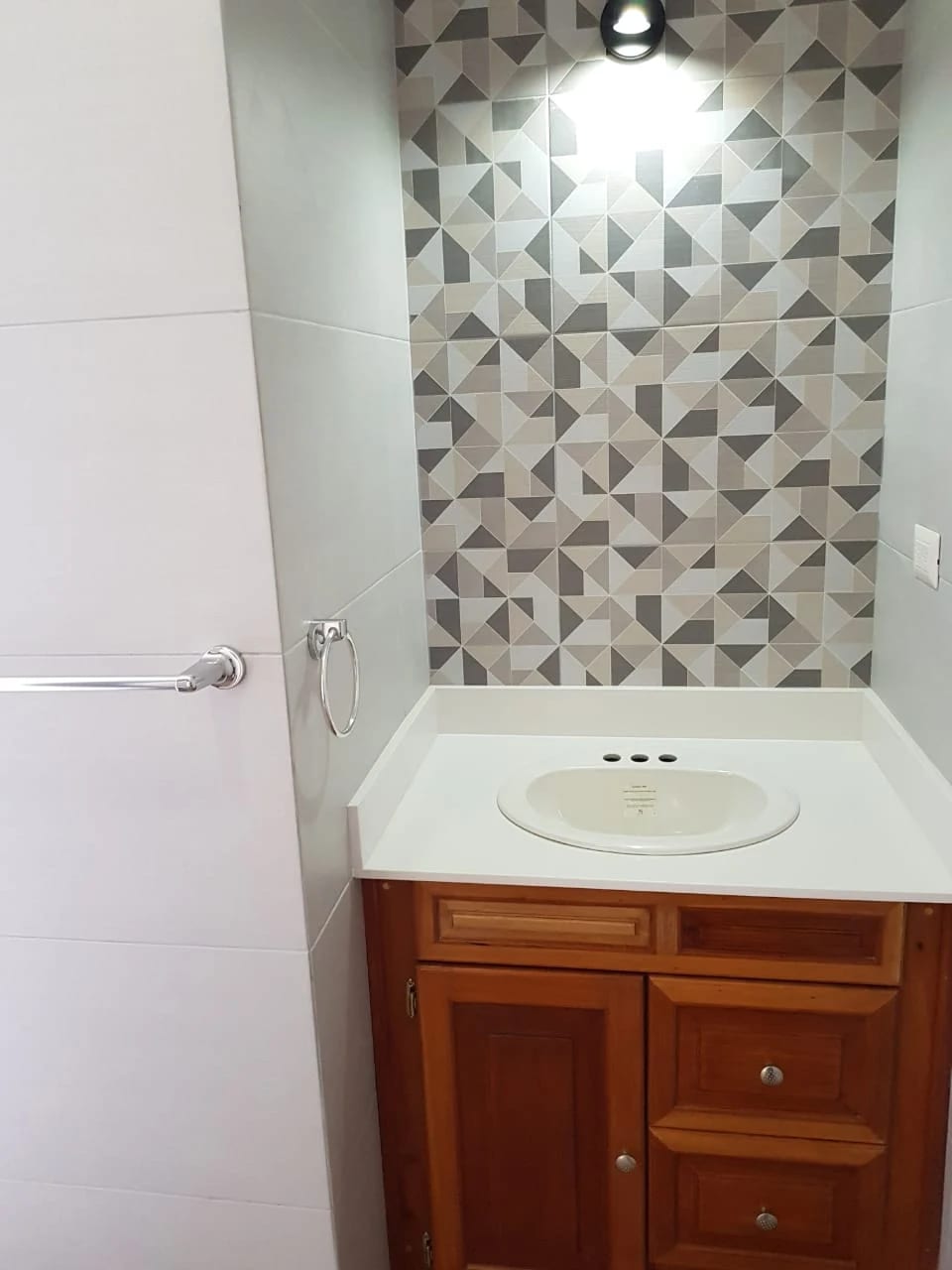 Apto en renta en SANTORINI zona 14 — Apartamento en Alquiler en Santorini, Zona 14, Guatemala, Ciudad — foto 6 de 8