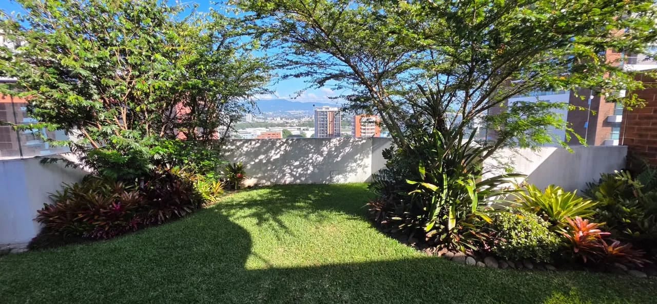 Espectacular PH en zona 14 — Apartamento en Alquiler en Matisse, Zona 14, Guatemala, Ciudad — foto 12 de 17