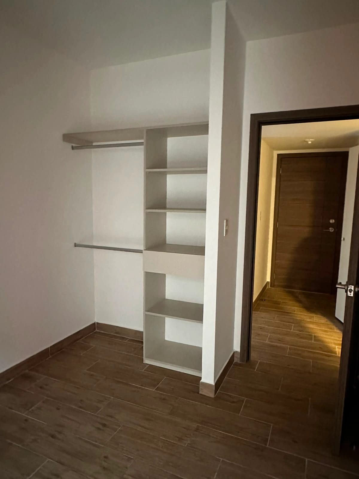 Apartamento nuevo en renta en MODRA zona 4 — Apartamento en Alquiler en Modra II, Zona 4, Guatemala, Ciudad — foto 13 de 17