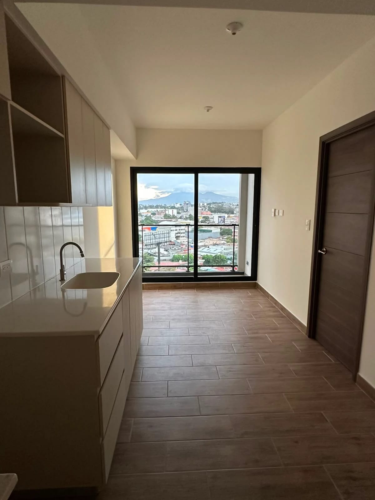 Apto para estrenar en MODRA zona 4 — Apartamento en Alquiler en Modra II, Zona 4, Guatemala, Ciudad — foto 1 de 17