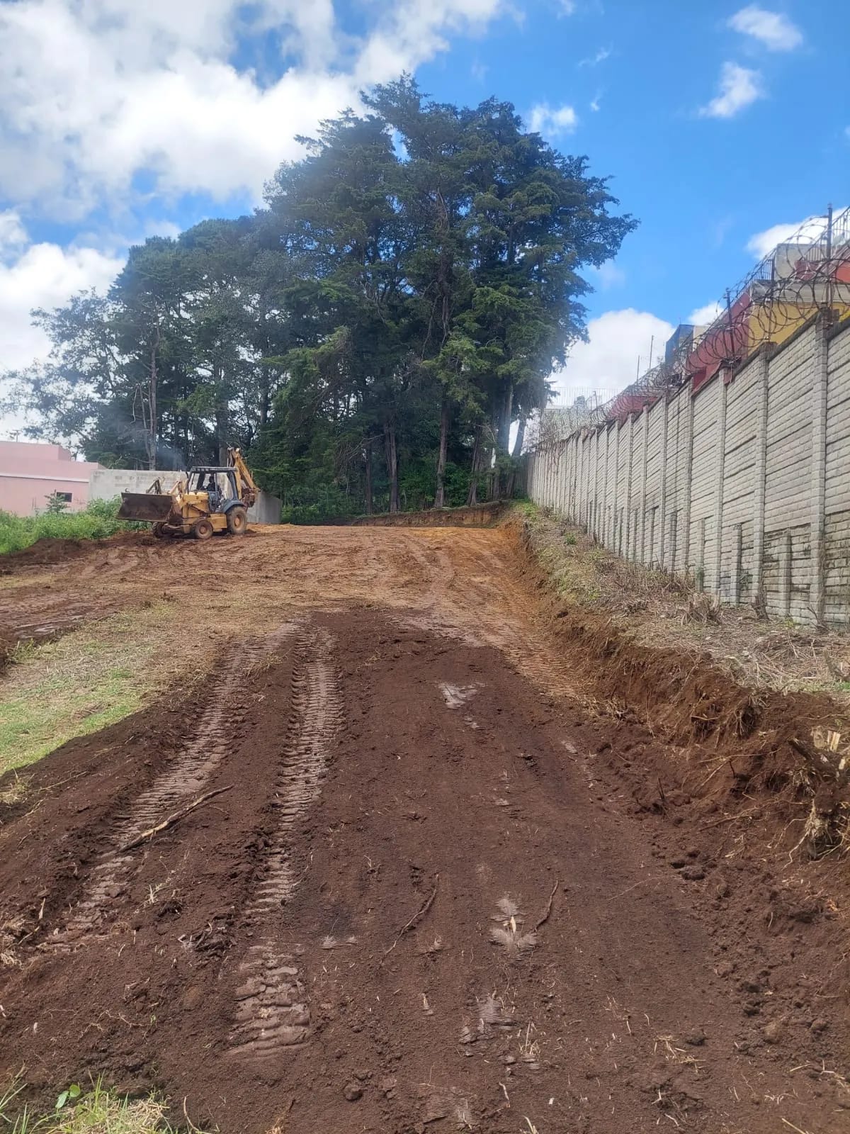 Terreno en Km 32 ruta de Antigua a San Lucas Sacatepéquez — Terreno en Venta en San Juan Sacatepéquez, Sacatepéquez — foto 3 de 5
