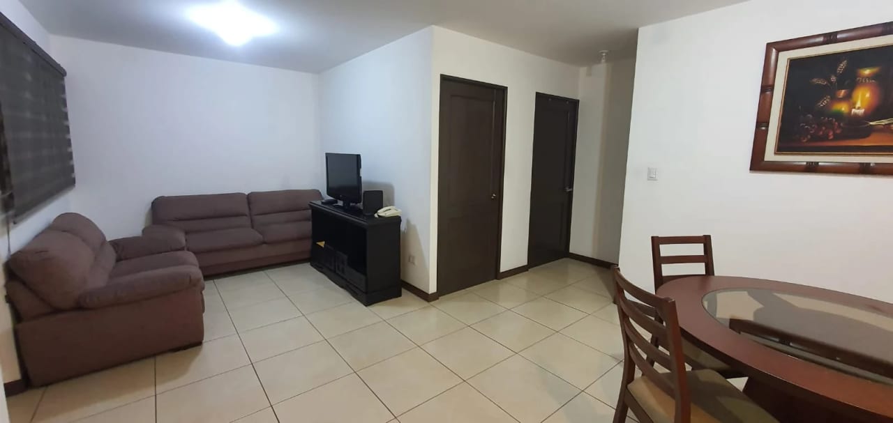 Apartamento amueblado en Zona 11 — Apartamento en Alquiler en Zona 11, Guatemala, Ciudad — foto 1 de 10
