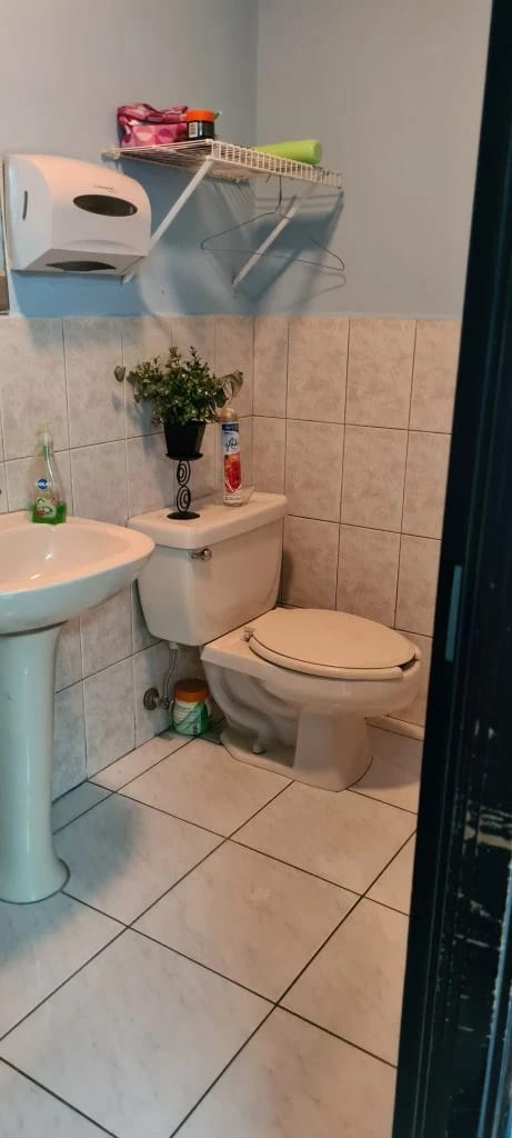 Oficina en zona 9 — Oficina en Venta en Zona 9, Guatemala, Ciudad — foto 9 de 11