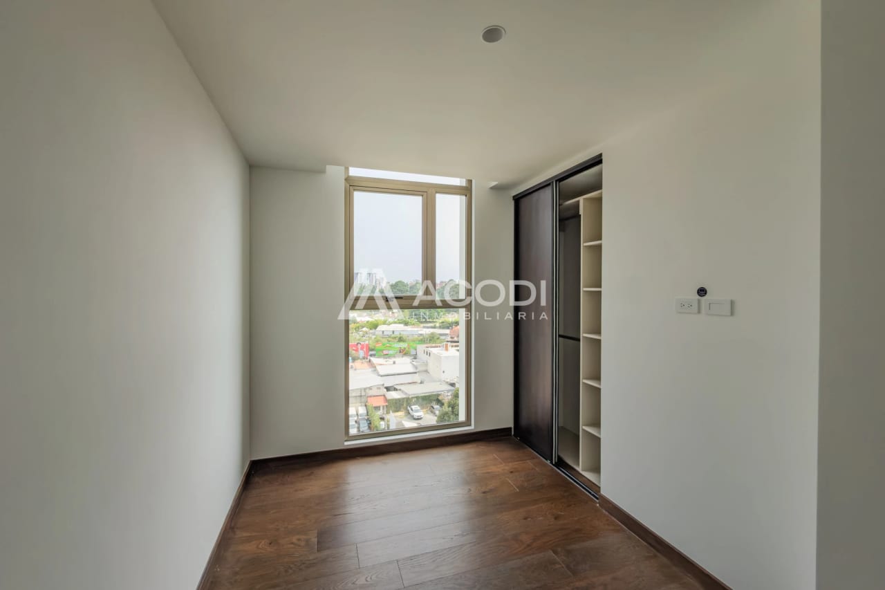 Apartamento en Zona 10 — Apartamento en Alquiler en Zona 10, Guatemala, Ciudad — foto 7 de 8