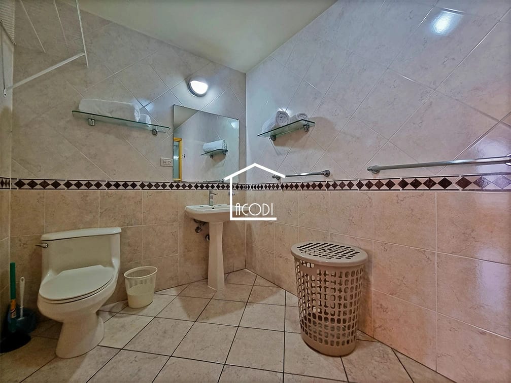 Apartamento amueblado en zona 10 — Apartamento en Alquiler en Zona 10, Guatemala, Ciudad — foto 6 de 9