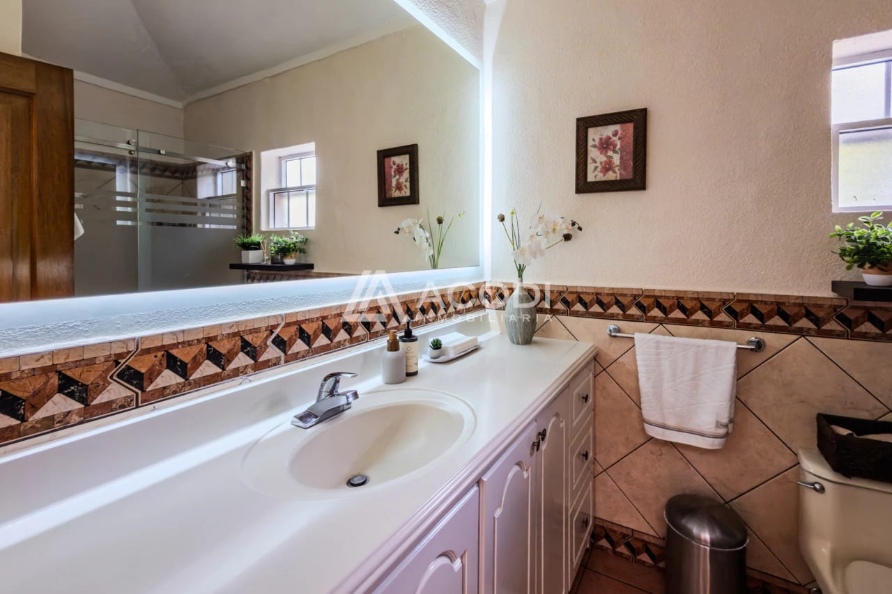Casa en Km 18 San José Pinula — Casa en Venta en San José Pinula, Guatemala, Ciudad — foto 4 de 10