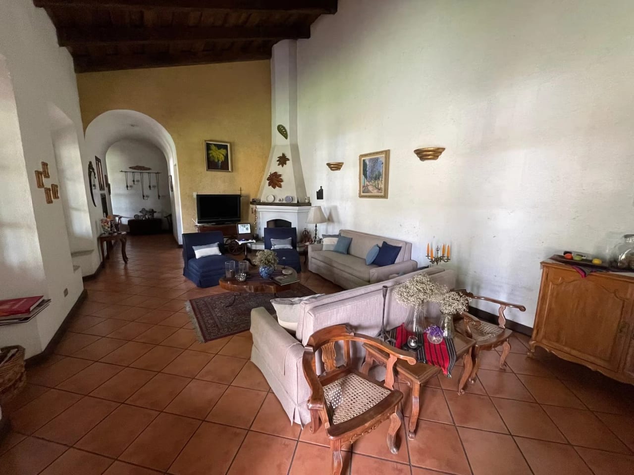 Propiedad en Casco de Antigua Guatemala — Casa en Venta en Antigua, Sacatepéquez — foto 2 de 10