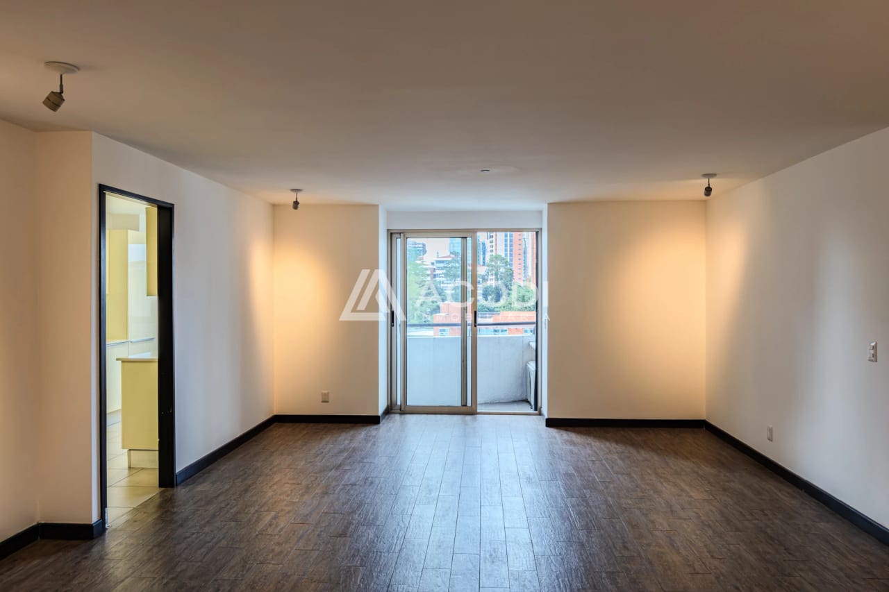 Apartamento en Zona 14 — Apartamento en Alquiler en Zona 14, Guatemala, Ciudad — foto 1 de 11