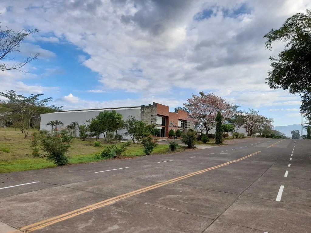 Terrenos en Parque Industrial, Km 67 Escuintla — Terreno en Venta en Escuintla, Escuintla — foto 3 de 7