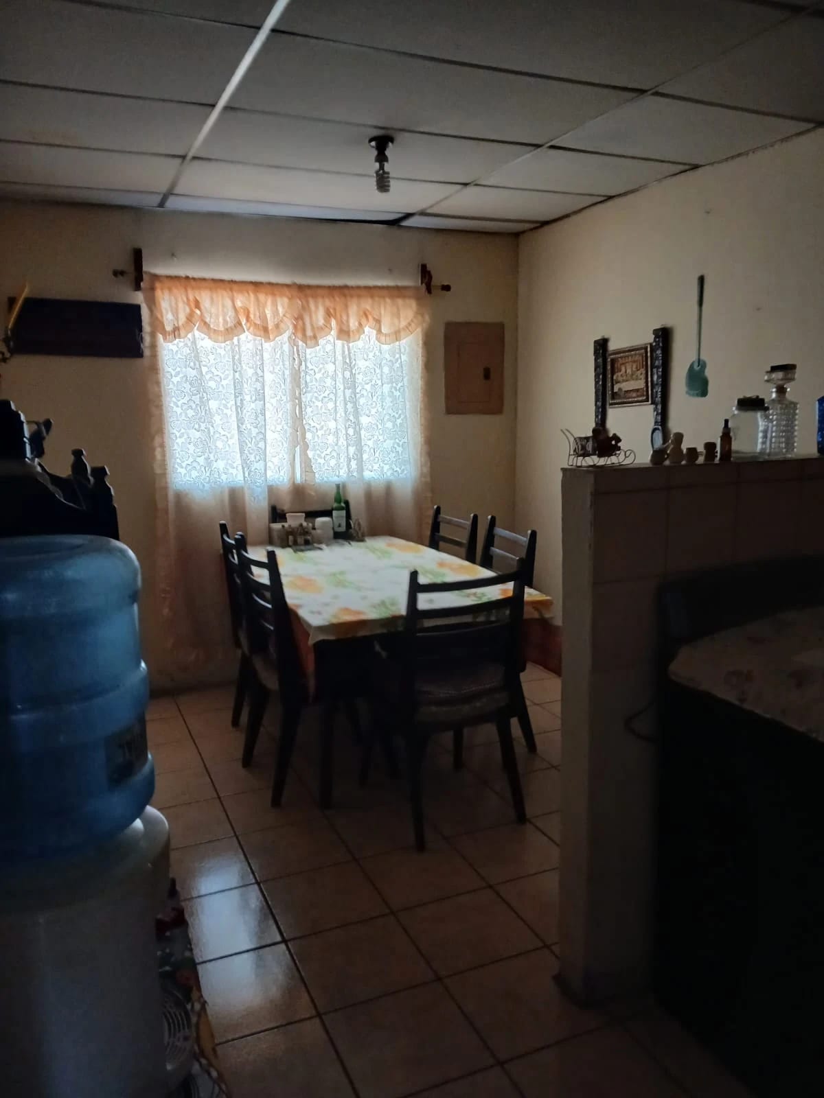 Casa comercial en Zona 12 — Casa en Alquiler en Zona 12, Guatemala, Ciudad — foto 3 de 4