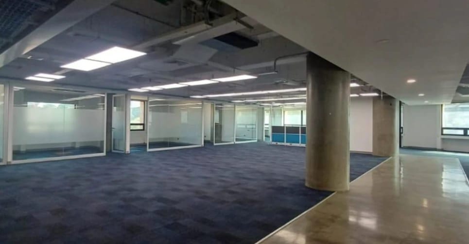 Oficina en Zona 13 — Oficina en Alquiler en Zona 13, Guatemala, Ciudad — foto 1 de 8