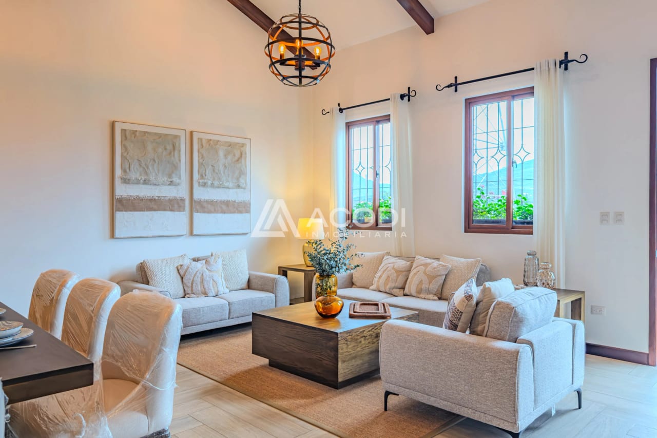 Casa en Antigua Guatemala, San Miguel Dueñas — Casa en Venta en Antigua, Sacatepéquez — foto 1 de 11