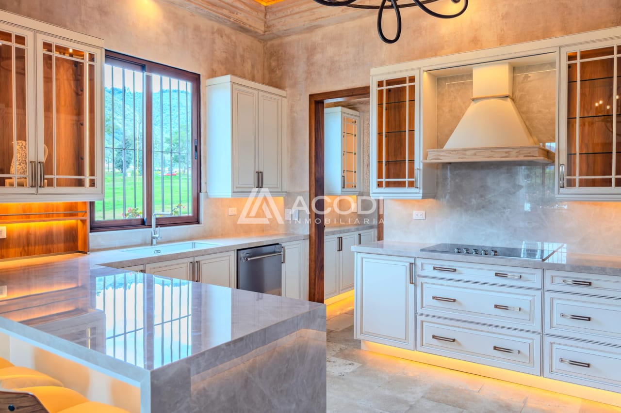 Casa de un nivel amueblada en Antigua Guatemala — Casa en Venta en Antigua, Sacatepéquez — foto 4 de 10