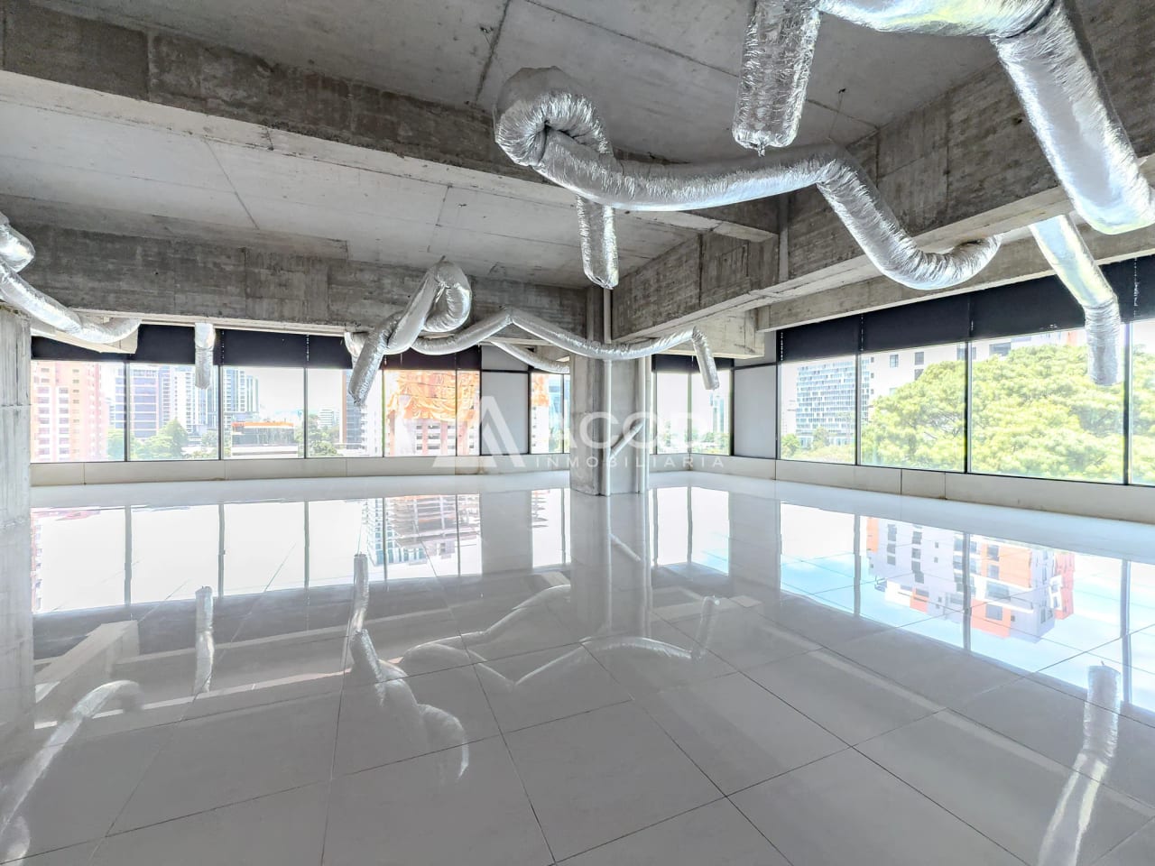 Oficina en Zona 10 — Oficina en Venta en Zona 10, Guatemala, Ciudad — foto 4 de 11