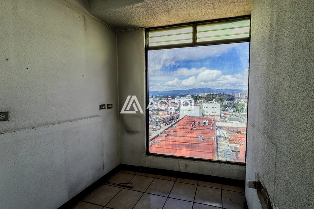 Oficina en Zona 9 — Oficina en Alquiler en Zona 9, Guatemala, Ciudad — foto 2 de 5