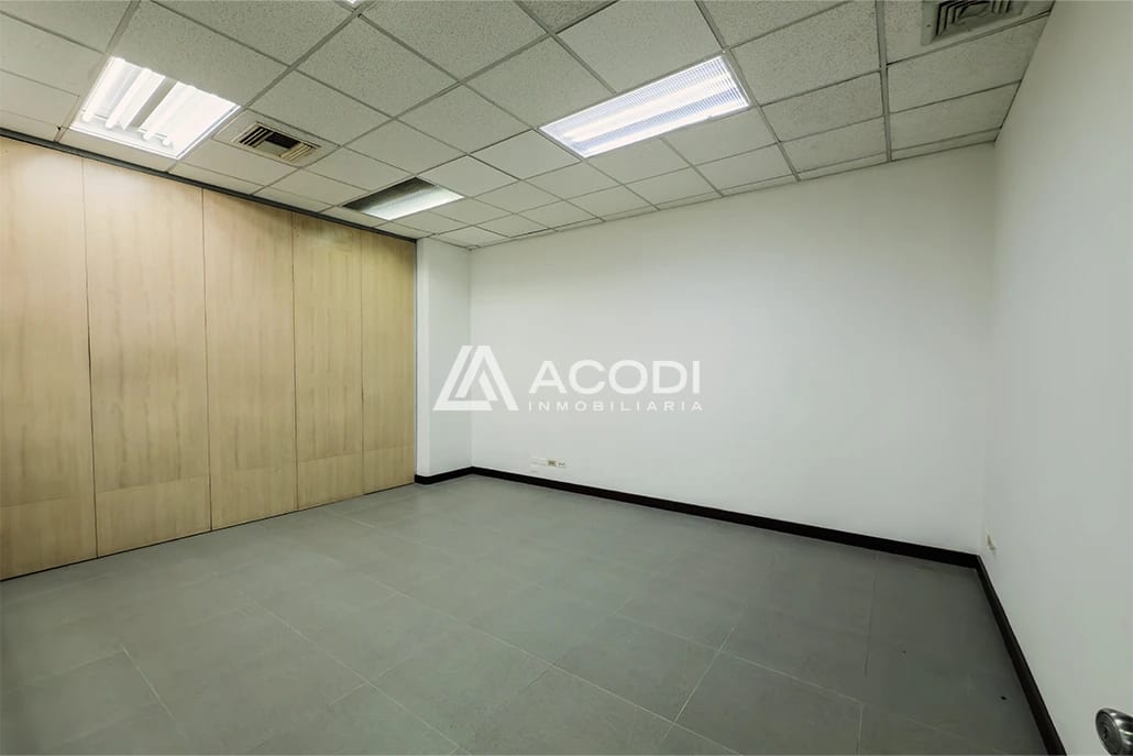 Oficina en Zona 10 — Oficina en Venta en Zona 10, Guatemala, Ciudad — foto 2 de 9