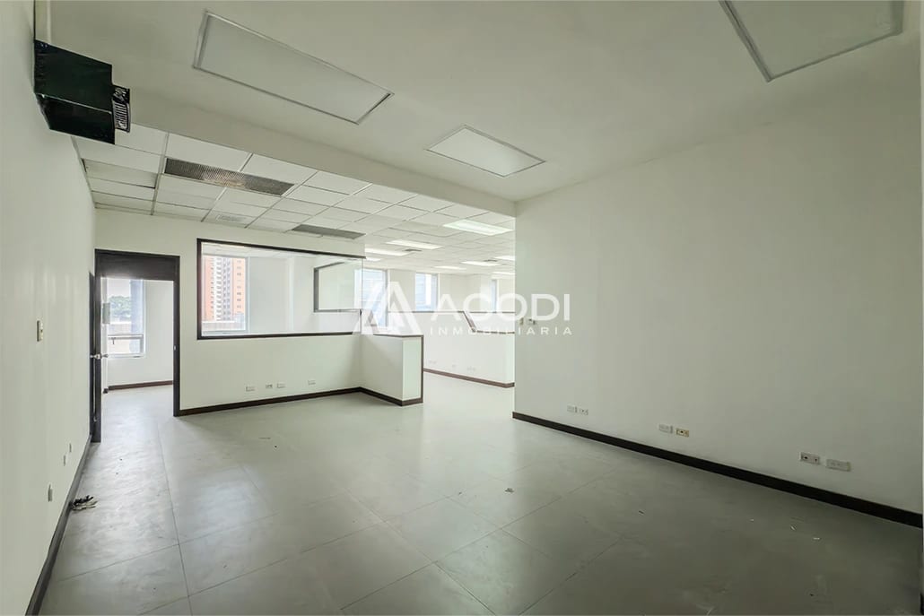 Oficina en Zona 10 — Oficina en Venta en Zona 10, Guatemala, Ciudad — foto 7 de 9