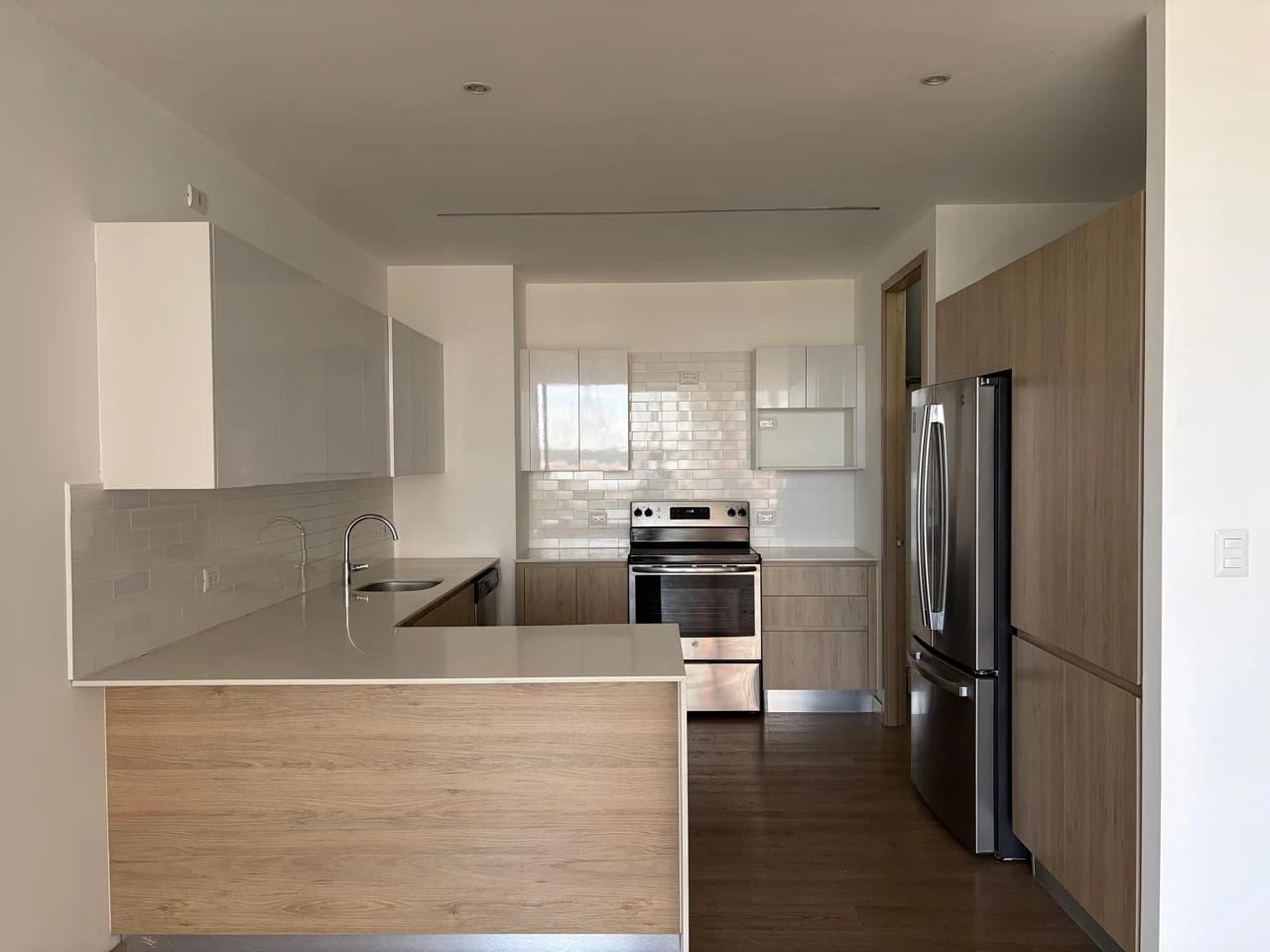 Apartamento en Zona 15 — Apartamento en Alquiler en Zona 15, Guatemala, Ciudad — foto 2 de 5