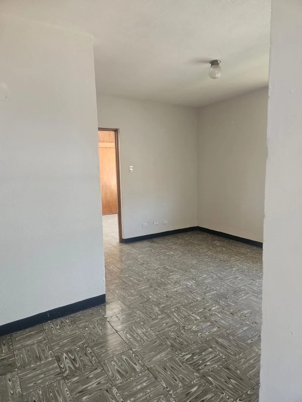Casa en Zona 15 — Casa en Alquiler en Zona 15, Guatemala, Ciudad — foto 3 de 7