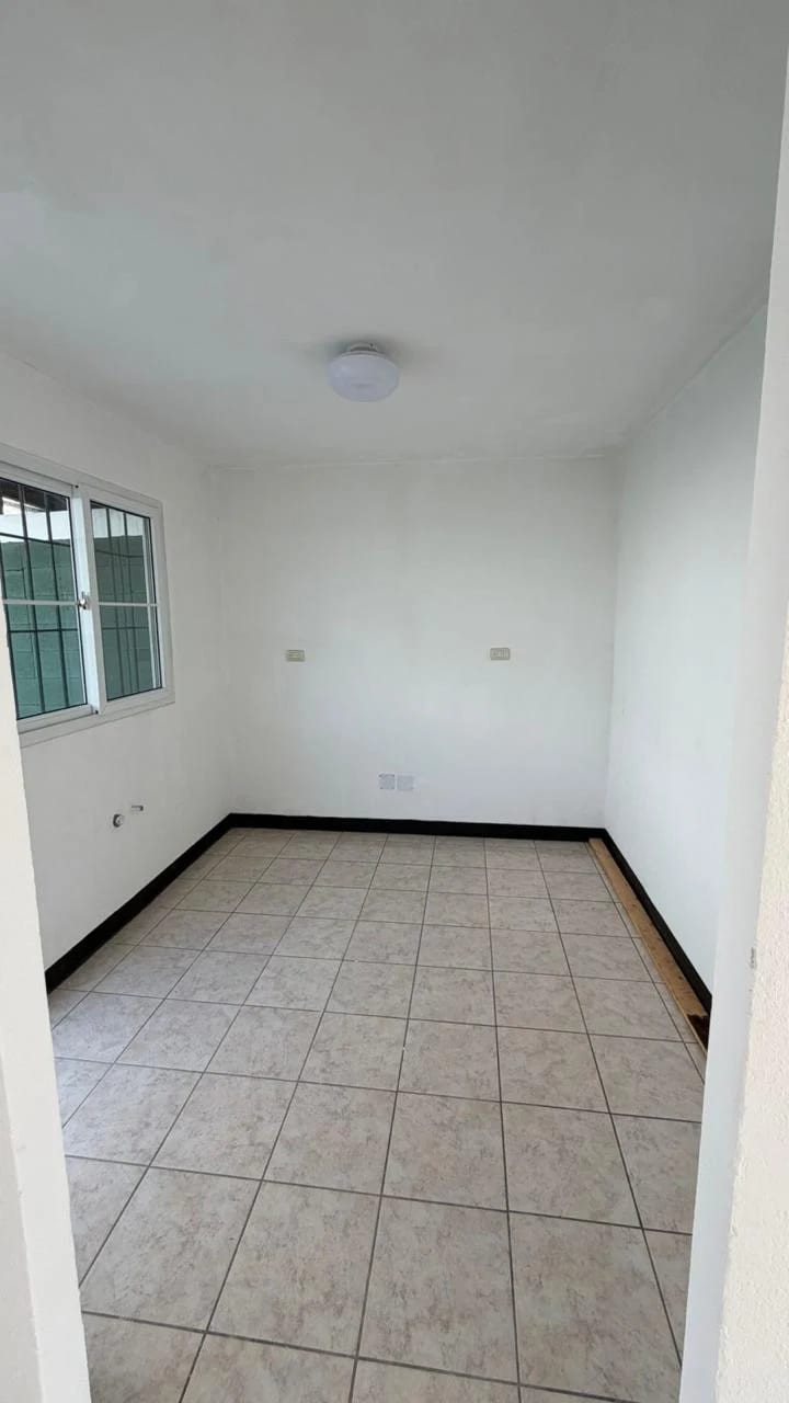 Casa en San Miguel Dueñas, Sacatepéquez — Casa en Venta en San Miguel Dueñas, Sacatepéquez — foto 3 de 7