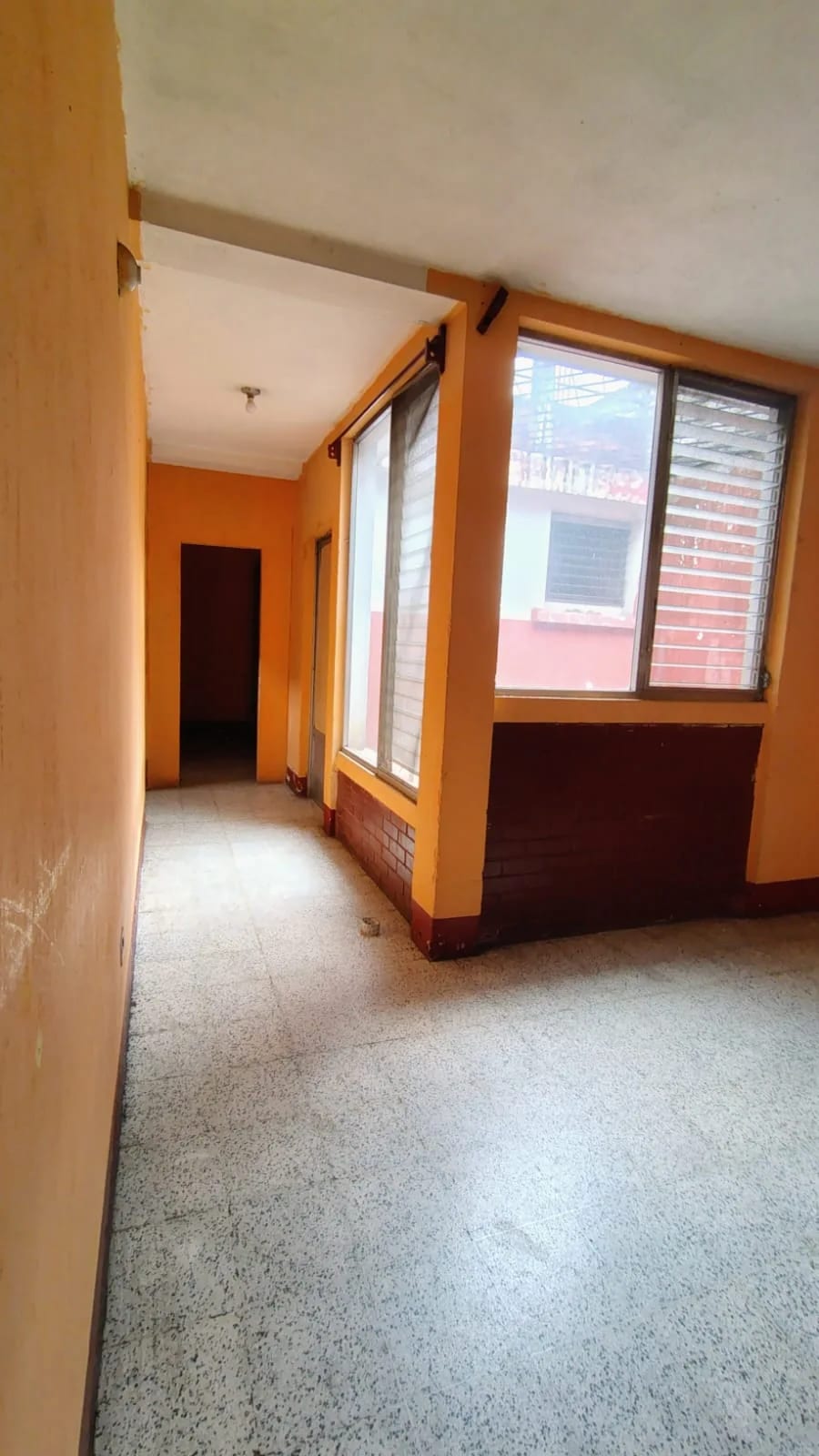 Casa de un nivel en Zona 1 de Villa Nueva — Casa en Venta en Villa Nueva, Guatemala, Ciudad — foto 2 de 6