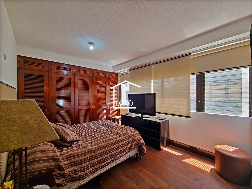 Apartamento amueblado en Zona 10 — Apartamento en Alquiler en Zona 10, Guatemala, Ciudad — foto 3 de 5