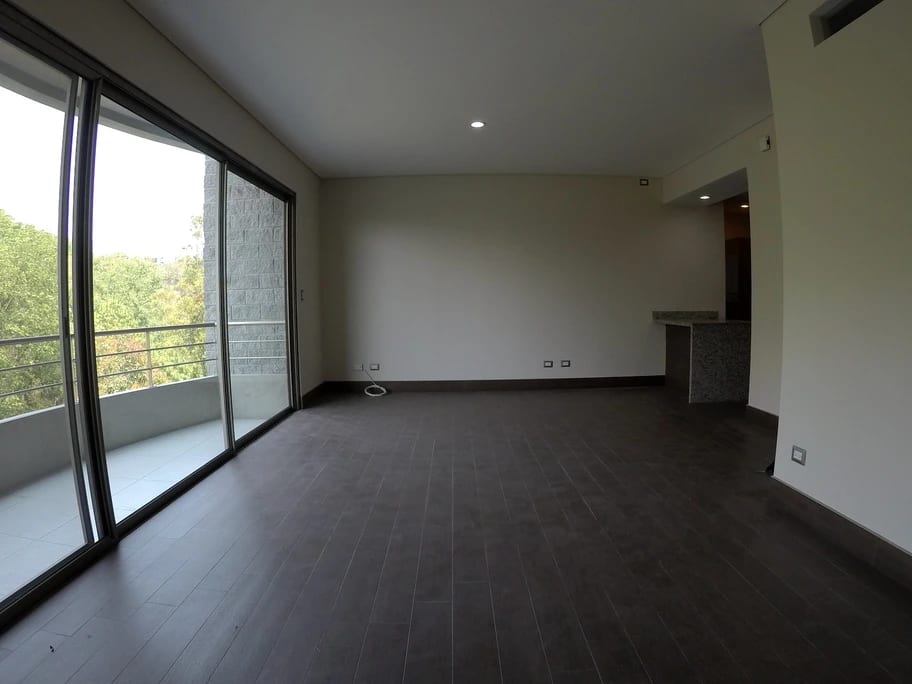 Apartamento en Zona 10 — Apartamento en Alquiler en Zona 10, Guatemala, Ciudad — foto 2 de 6