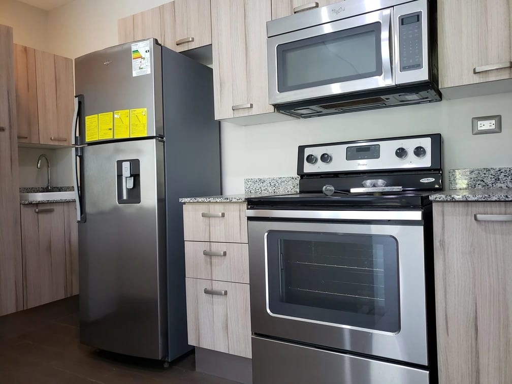 Apartamento en Zona 10 — Apartamento en Alquiler en Zona 10, Guatemala, Ciudad — foto 5 de 6
