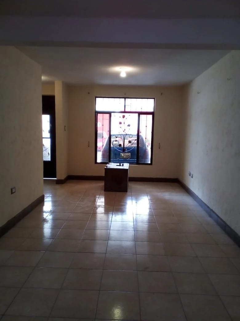 Casa en Zona 10 de Mixco — Casa en Alquiler en Zona 10 Mixco, Guatemala, Ciudad — foto 2 de 8