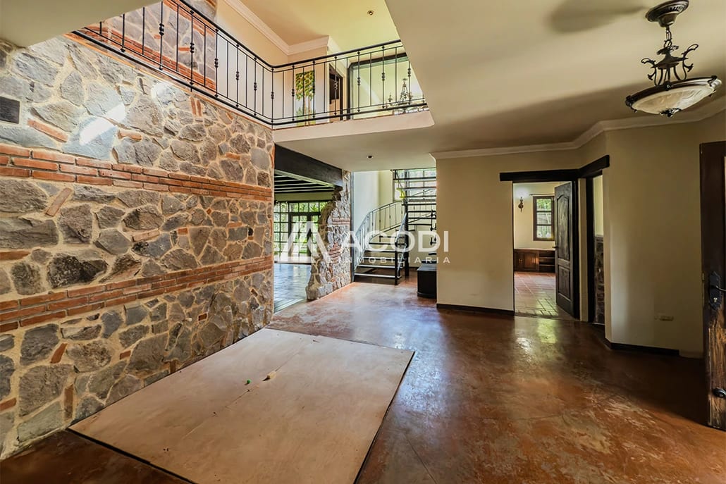 Casa amplia en Antigua Guatemala — Casa en Venta en Antigua, Sacatepéquez — foto 2 de 9