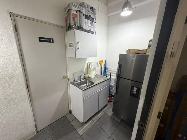 Oficina en Zona 10 — Oficina en Alquiler en Zona 10, Guatemala, Ciudad — foto 4 de 6