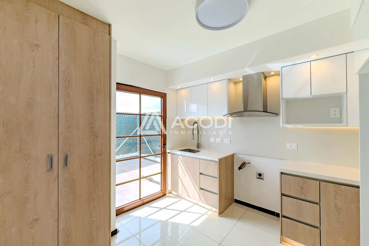 Apartamento en Zona 16 — Apartamento en Alquiler en Zona 16, Guatemala, Ciudad — foto 2 de 8