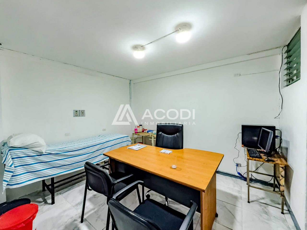 Centro Medico en Zona 4 de Mixco — Clínica en Venta en Zona 4 Mixco, Guatemala, Ciudad — foto 6 de 10