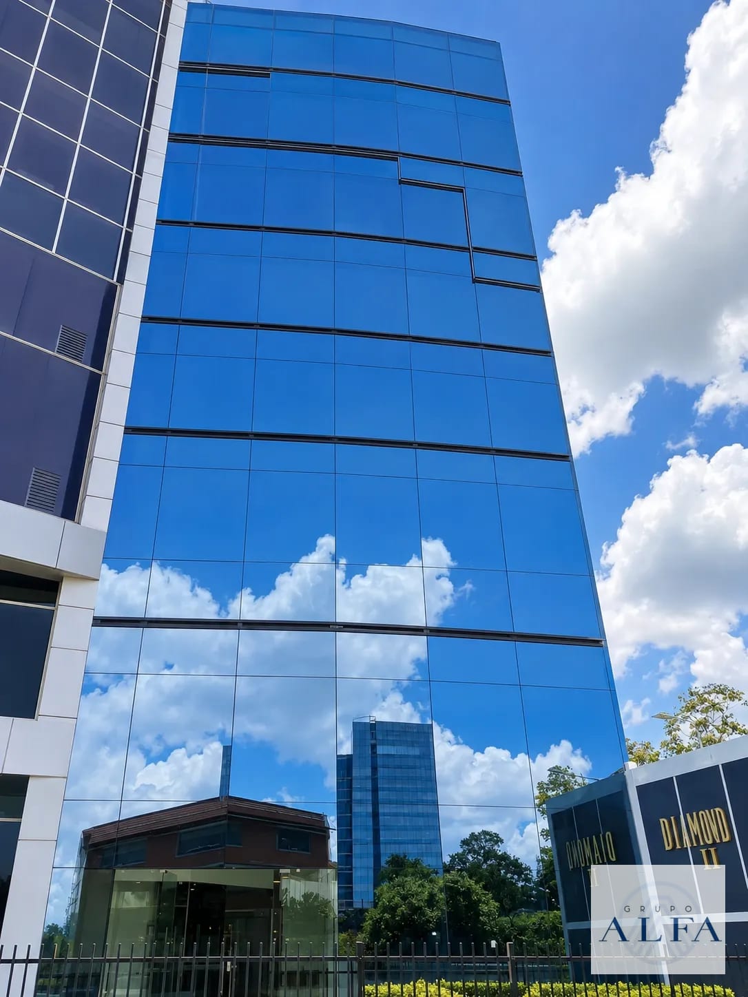 Local Comercial para Estrenar 39 Metros Edificio Nuevo Z0NA 10 — Local en Alquiler en Zona 10, Guatemala, Ciudad — foto 4 de 4