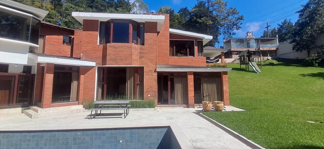 DISPONIBLE EN VENTA Y RENTA HACIENDA MIREGE CARRETERA AL SALVADOR KM18.7 — Casa en Venta en Carretera a El Salvador, Guatemala, Ciudad — foto 1 de 9