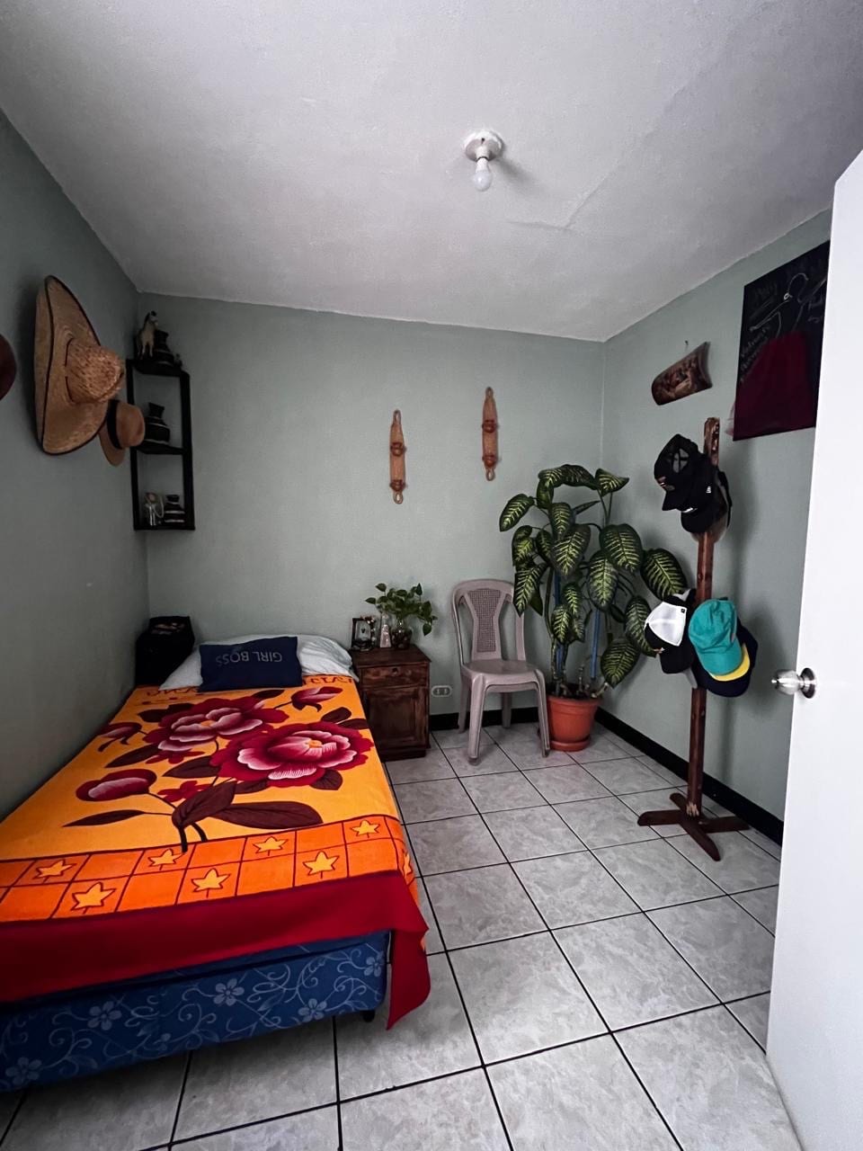 LINDA CASA DE UN NIVEL EN LAS PRADERAS CIUDAD SAN CRISTOBAL — Casa en Venta en Zona 8 Mixco, Guatemala, Ciudad — foto 7 de 13