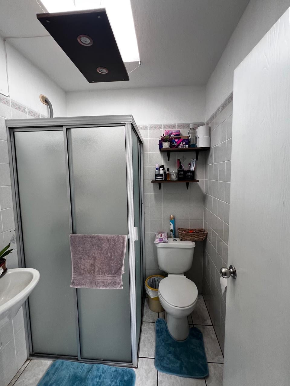 LINDA CASA DE UN NIVEL EN LAS PRADERAS CIUDAD SAN CRISTOBAL — Casa en Venta en Zona 8 Mixco, Guatemala, Ciudad — foto 8 de 13
