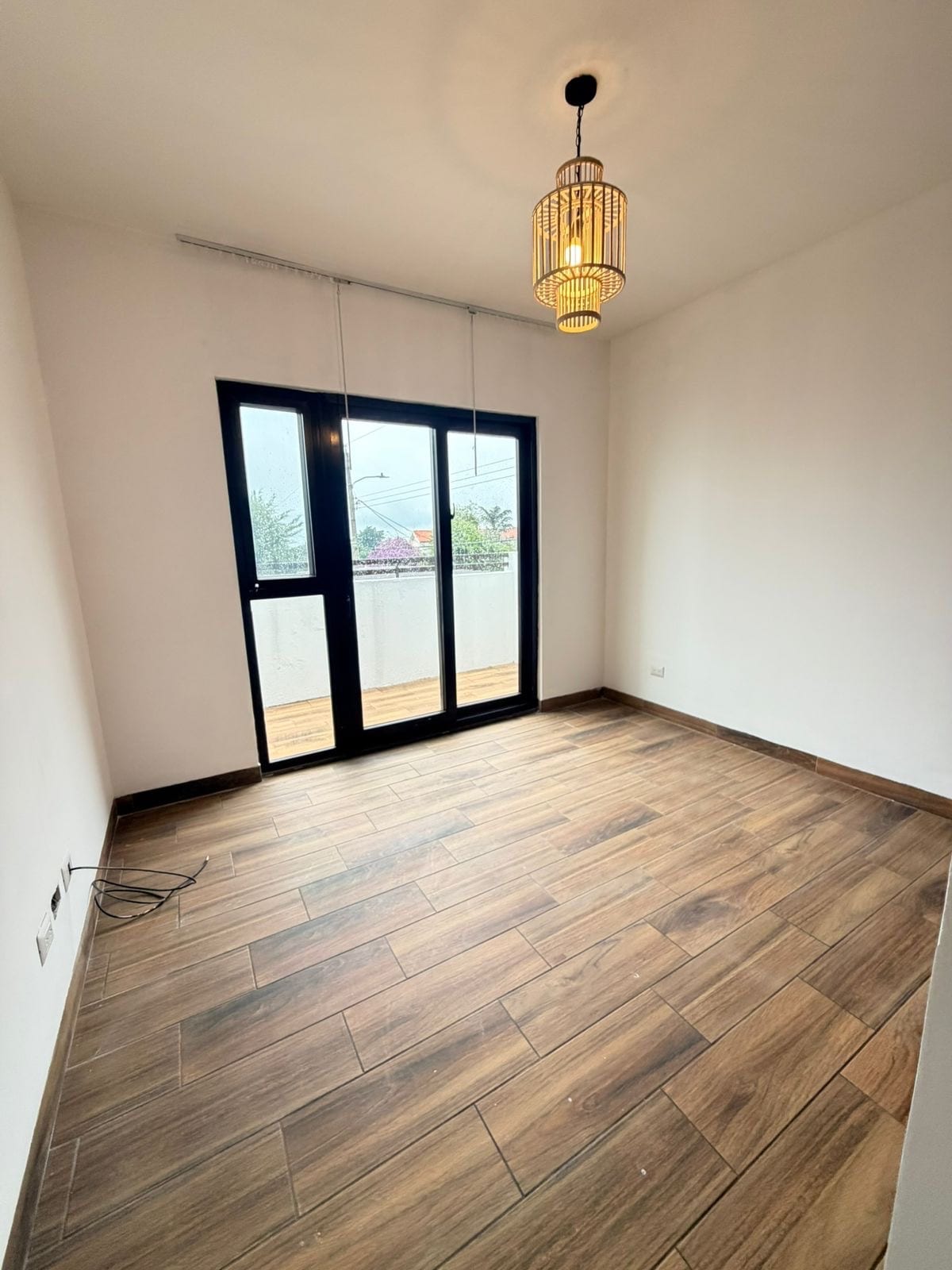 HERMOSA CASA EN CONDOMINIO REAL DEL BOSQUE SECTOR A1/A9 CIUDAD SAN CRISTOBAL POR WALMART — Casa en Venta en Zona 8 Mixco, Guatemala, Ciudad — foto 13 de 16