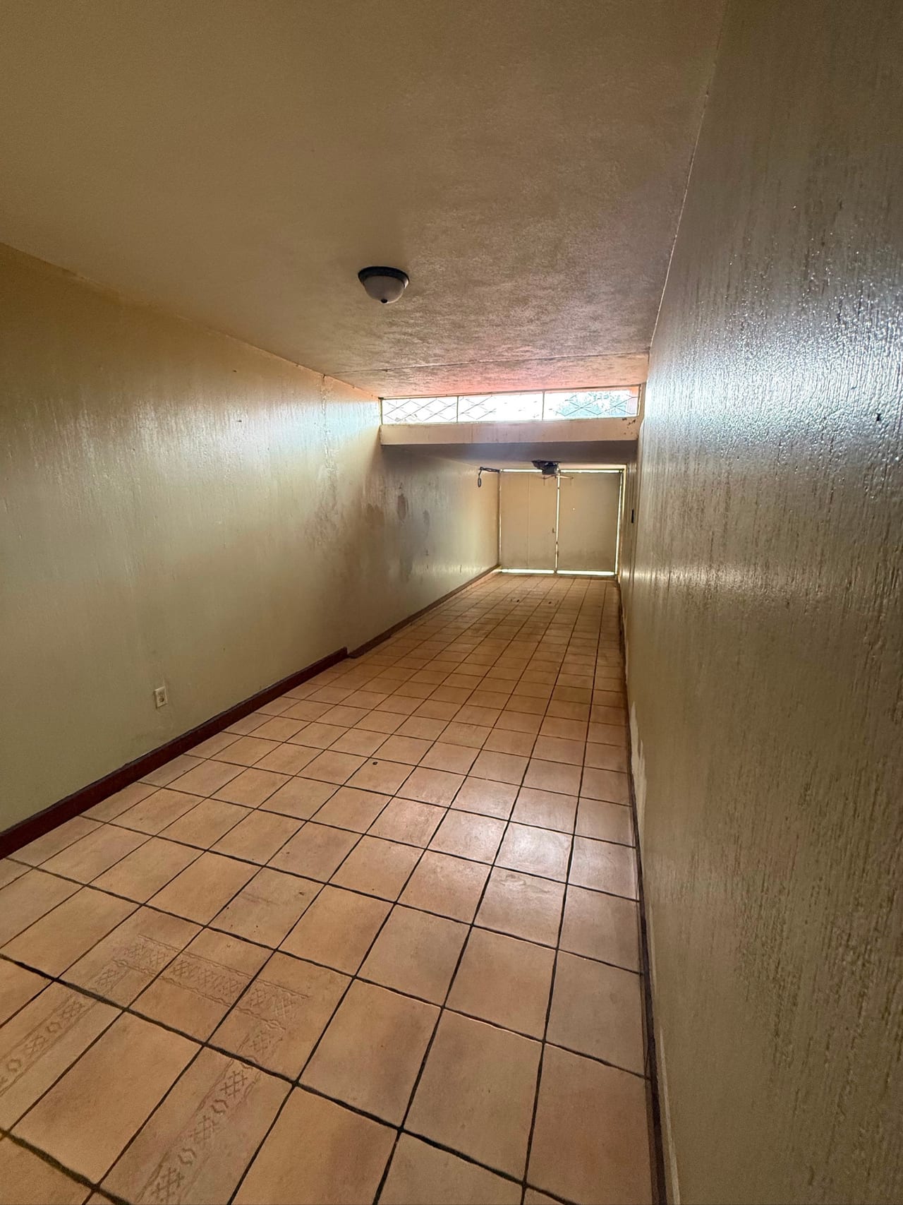 Vendo Casa de un Nivel en Residencial Vivibien Zona 5 — Casa en Venta en Colonia Vivibien, Zona 5, Guatemala, Ciudad — foto 2 de 17