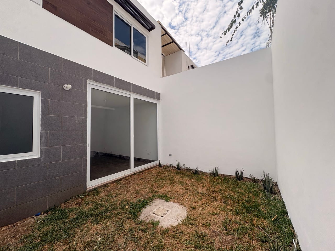 Casa en Venta en Ciudad San Cristobal Condominio Sante — Casa en Venta en Zona 8 Mixco, Guatemala, Ciudad — foto 15 de 15