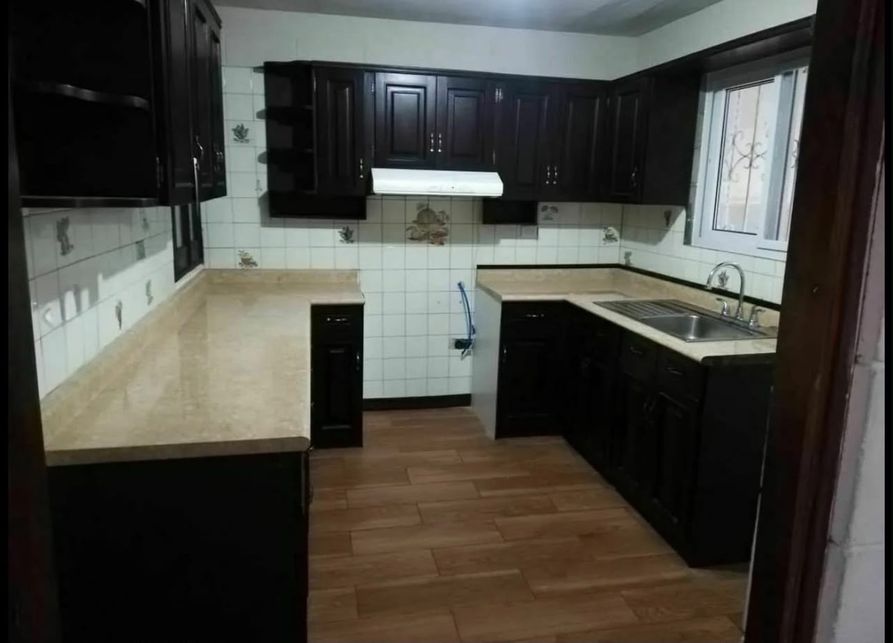 Casa en Renta Ciudad San Cristobal Cercano a Pinares — Casa en Alquiler en Zona 8 Mixco, Guatemala, Ciudad — foto 6 de 10