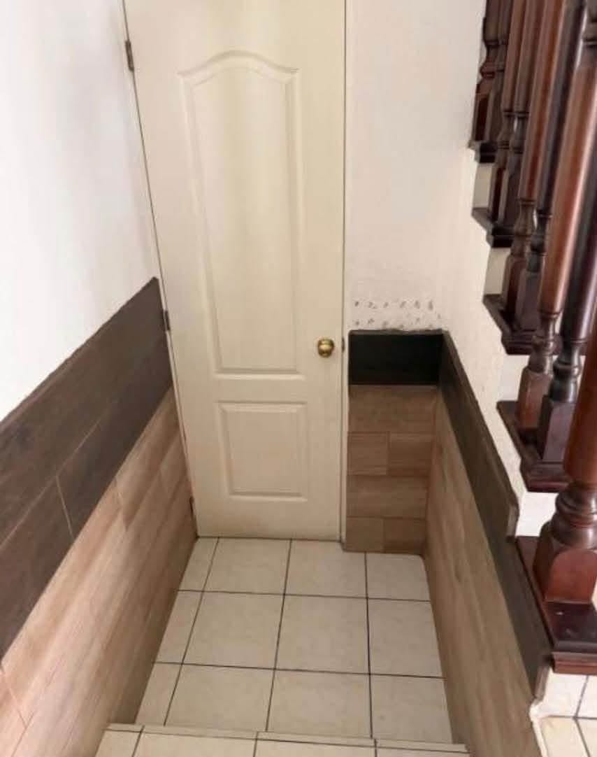 Vemdo Casa en San Cristobal Sector a 10 Palermo — Casa en Venta en Zona 8 Mixco, Guatemala, Ciudad — foto 6 de 7