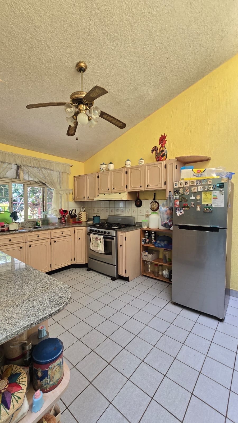 Hermosa y Amplia Propiedad en Venta en San Cristóbal, Mixco! ✨🏡 — Casa en Venta en Zona 8 Mixco, Guatemala, Ciudad — foto 9 de 14
