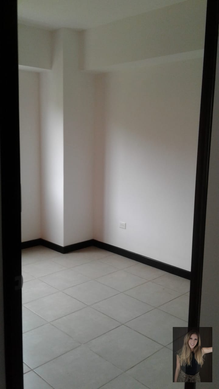 Apartamento en renta Cañadas 16 zona 16 — Apartamento en Alquiler en Zona 16, Guatemala, Ciudad — foto 3 de 12