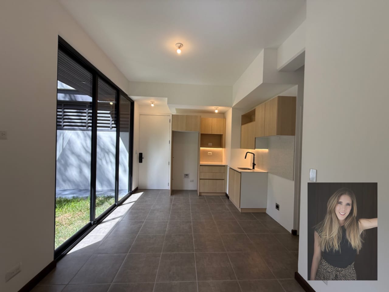 Apartamento con jardín en zona 15!!! - Image 2