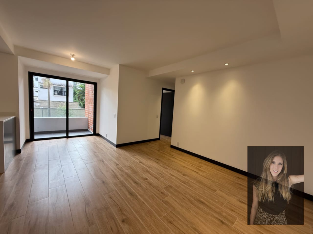 Espectacular apartamento en zona 15 - Image 2