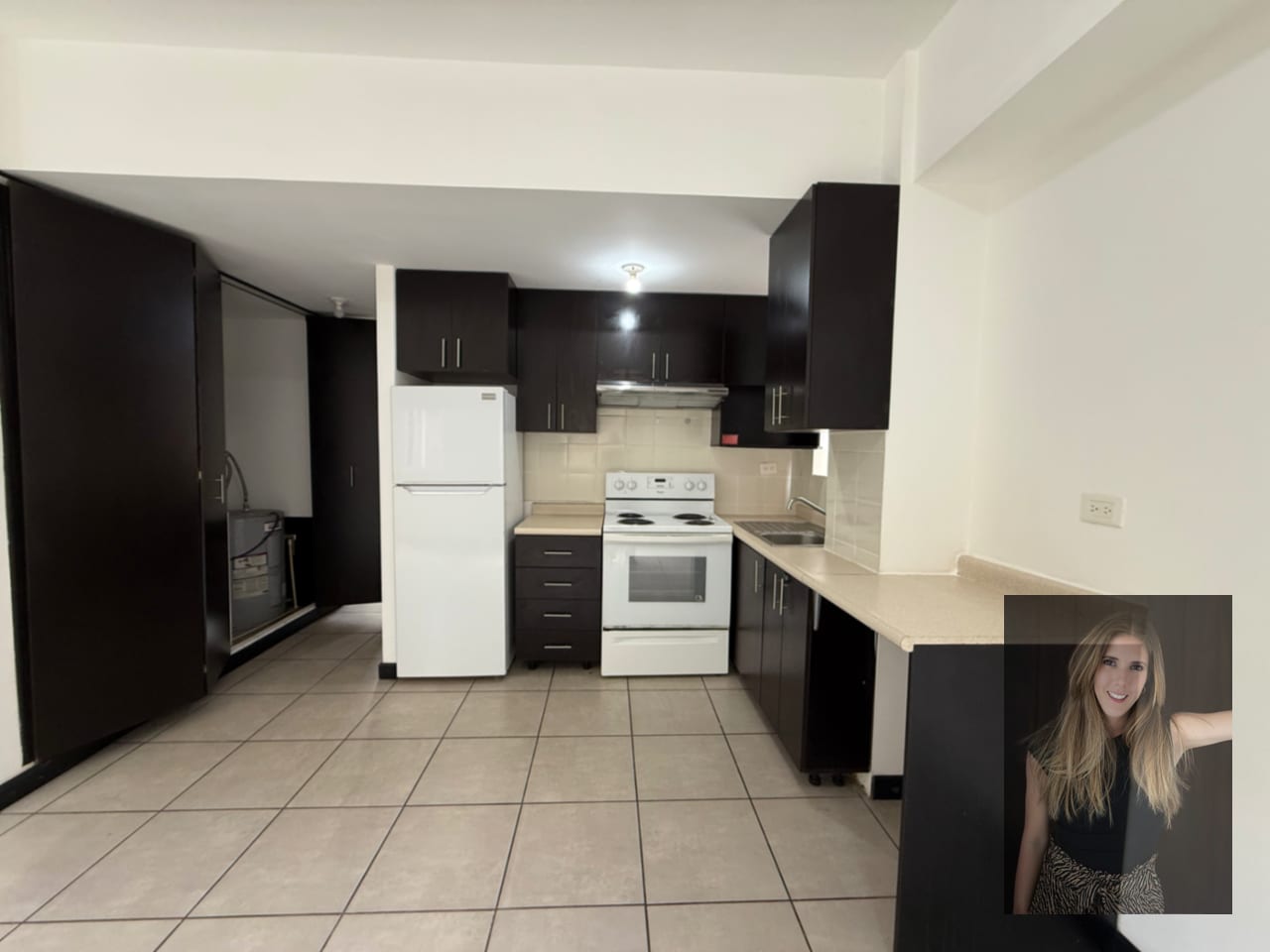 Apartamento en renta Cañadas 16 zona 16 — Apartamento en Alquiler en Zona 16, Guatemala, Ciudad — foto 2 de 16