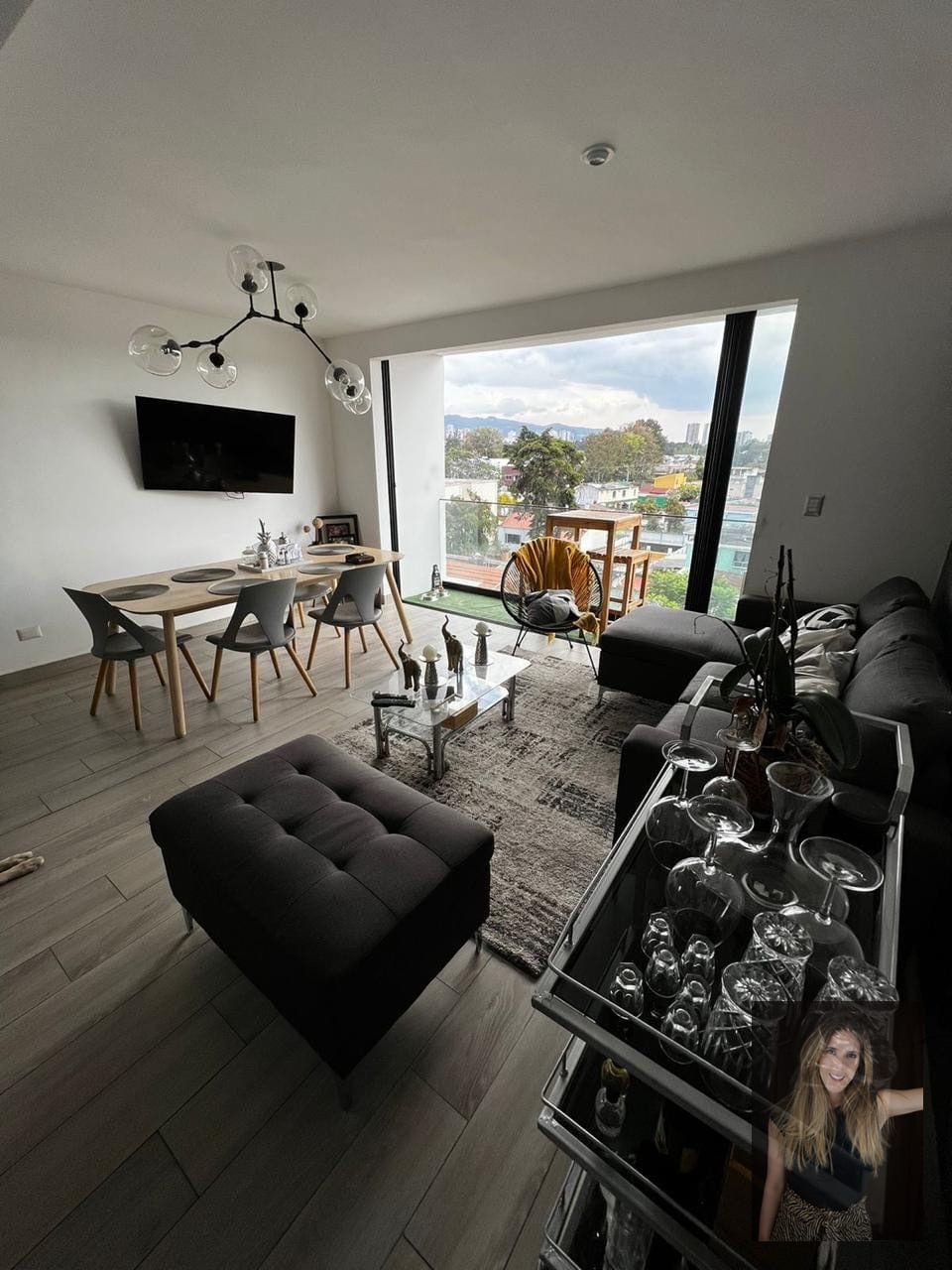 Apartamento en renta en Edificio Epic zona 15 — Apartamento en Alquiler en Zona 15, Guatemala, Ciudad — foto 1 de 12