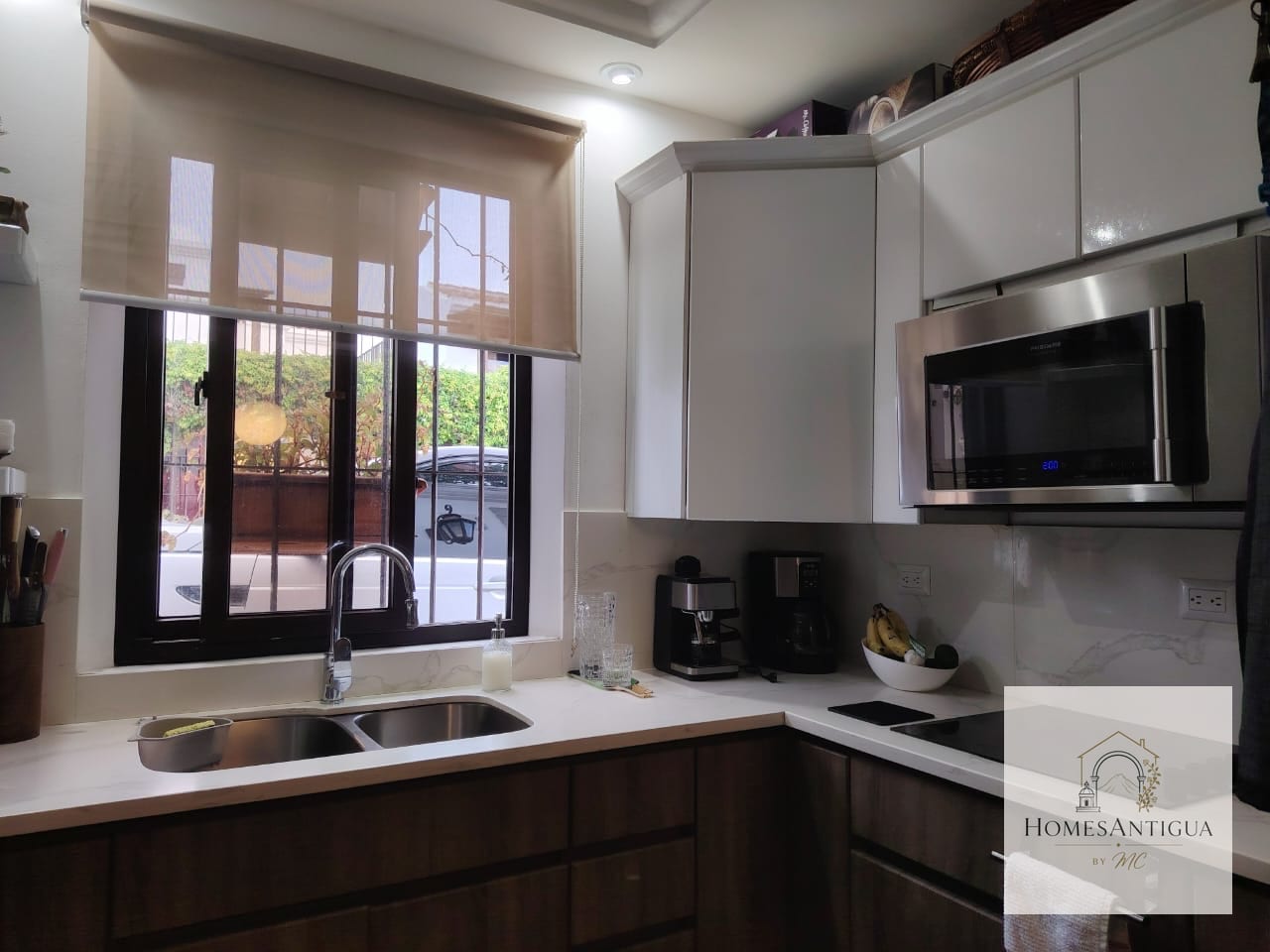 ¡Hermosa Casa en Venta Barrios las Campanas — Casa en Venta en San Pedro Las Huertas, Antigua, Sacatepéquez — foto 7 de 13